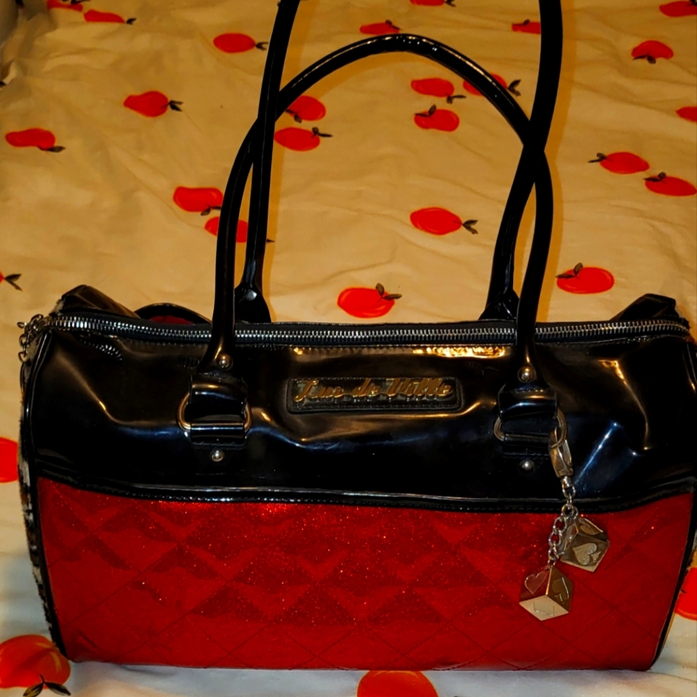 Lux de ville purse